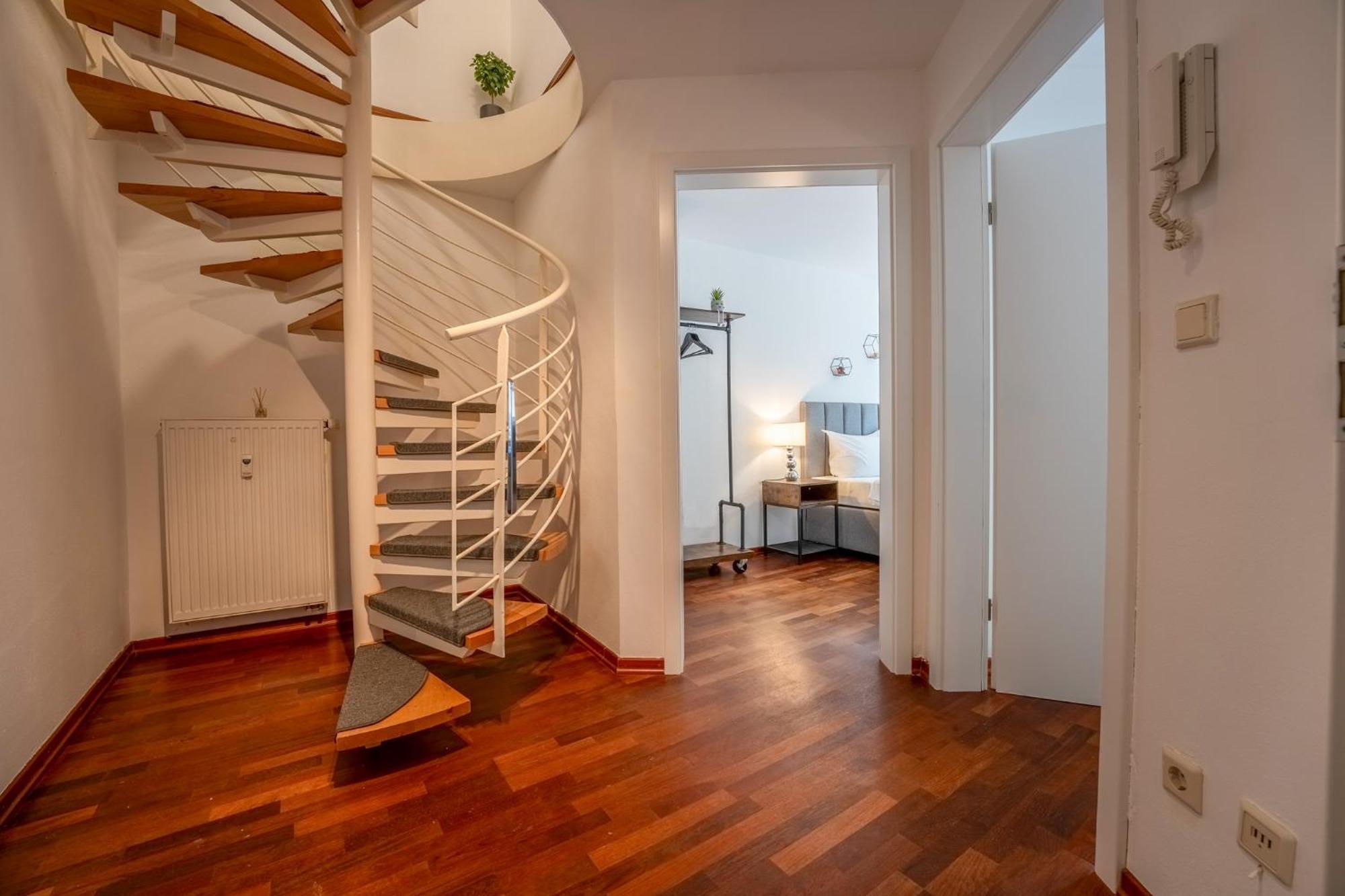 Schlossberg Residences - Markplatz City-Apartment Weinheim Eksteriør bilde